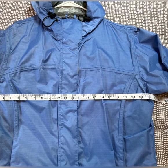 Against the Elements waterproof rain jacket with hood, Size M (10-12). NWOT - Picture 15 of 15